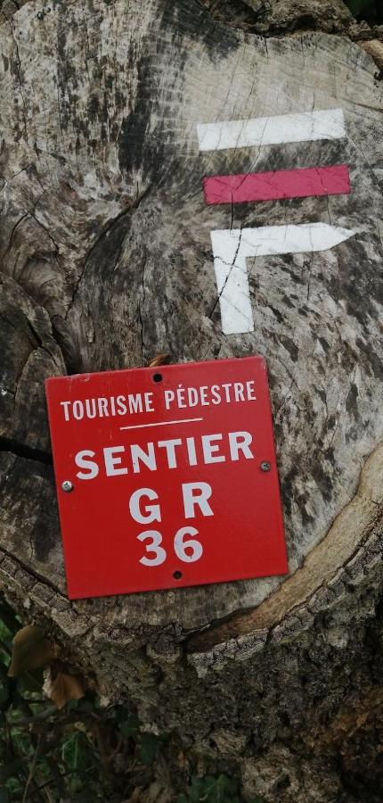 Hebergements Independants Chez L'Habitant Saint-Mars-dʼOutillé エクステリア 写真